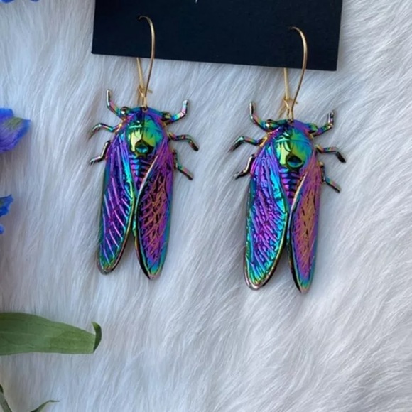 Jewelry - 🖤3for$30🖤SALE! NEW Rainbow Oil Slick Cicada Bug Macabre Dangle Earrings
